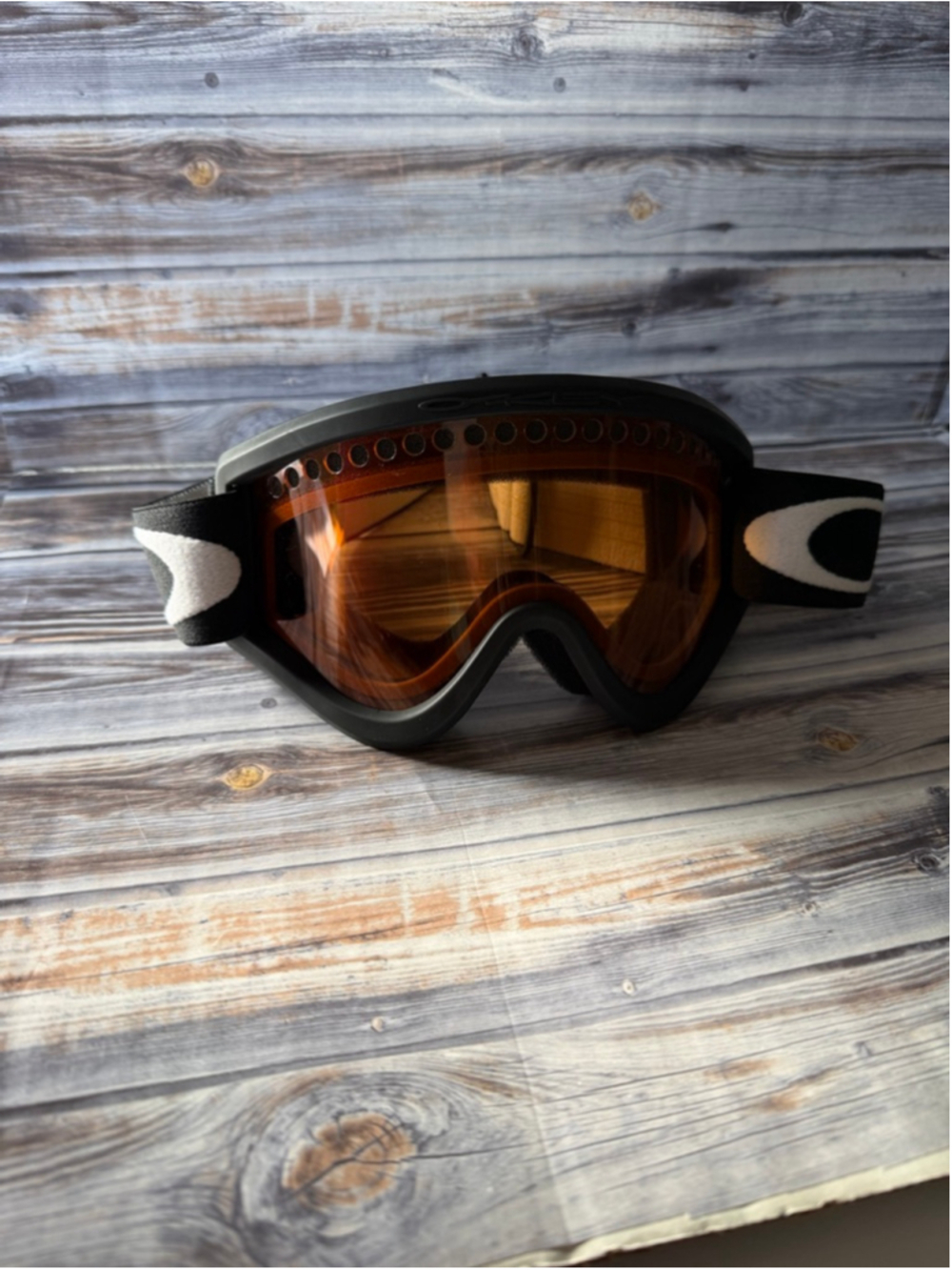 Oakley E Frame Ski & Snowboard Goggles Orange Persimmon Lens Black Frame Mens